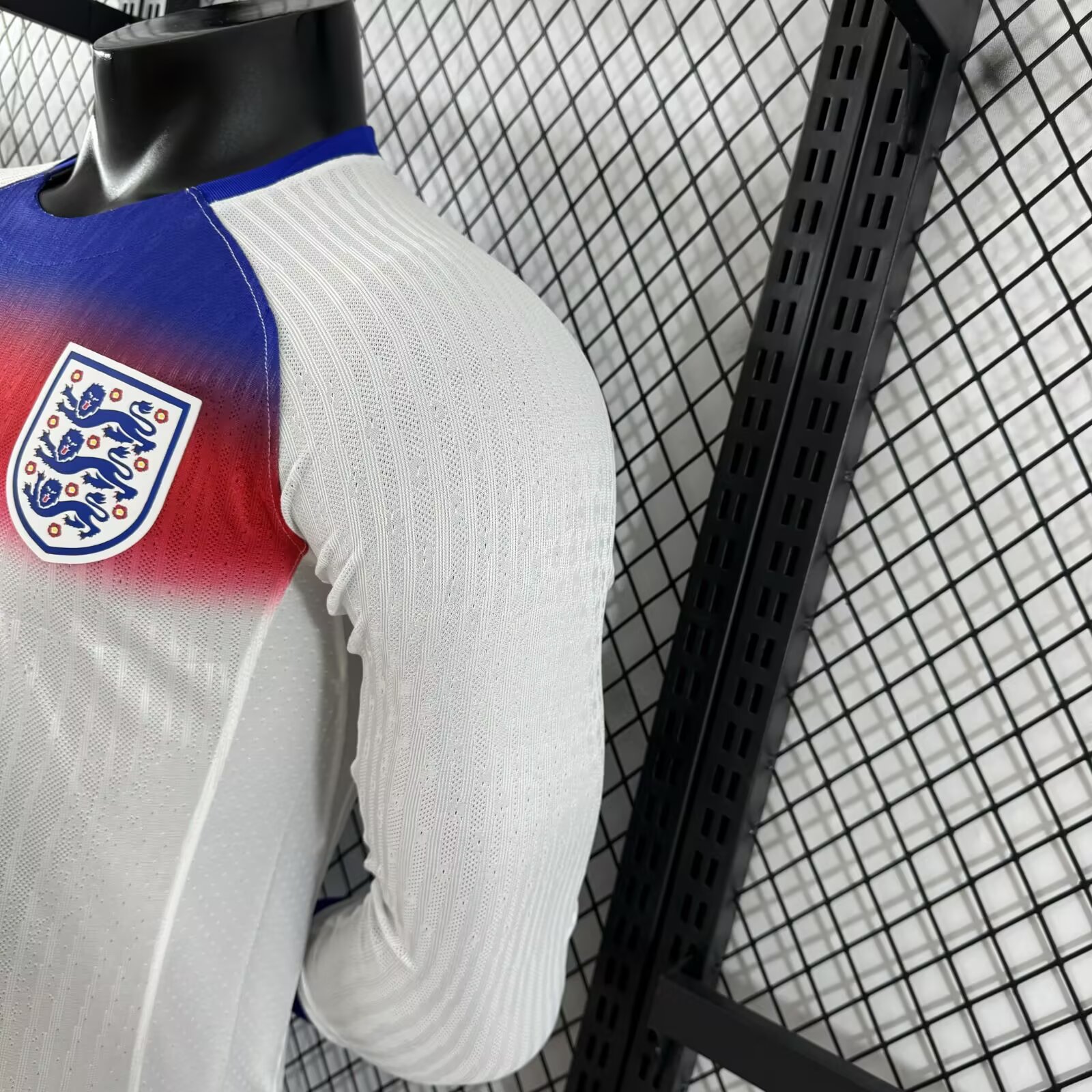 25-26 England Home Shirt - Long Sleeve - Player Edition