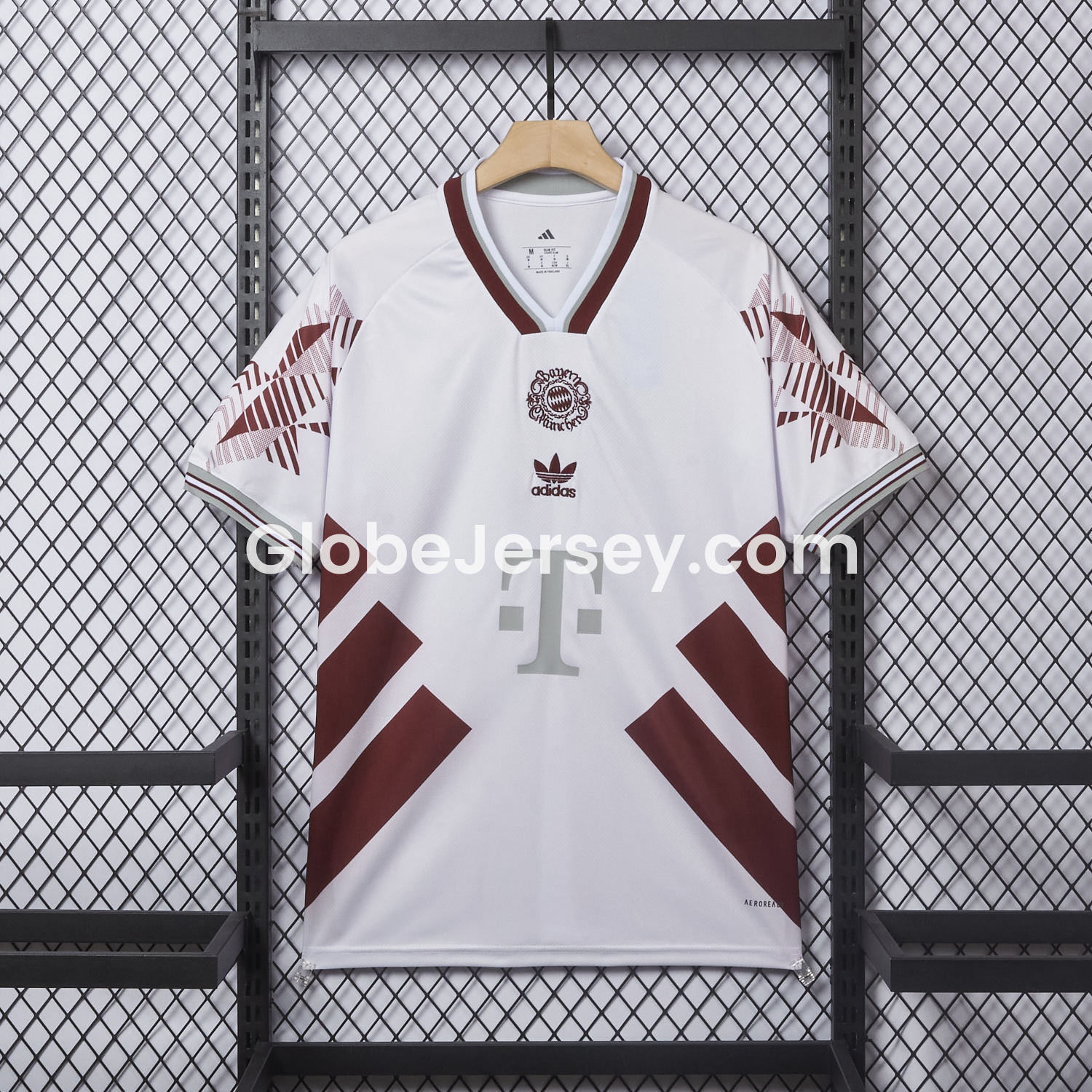 Bayern Munich 25-26 Throwback Trefoil Red Stripe White Special Jersey - Fans Version