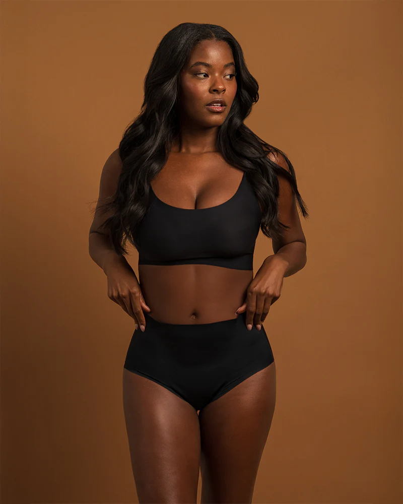 WOMEN'S LAYER ZERO SEAMLESS COMFORT SHAPING BRIEF