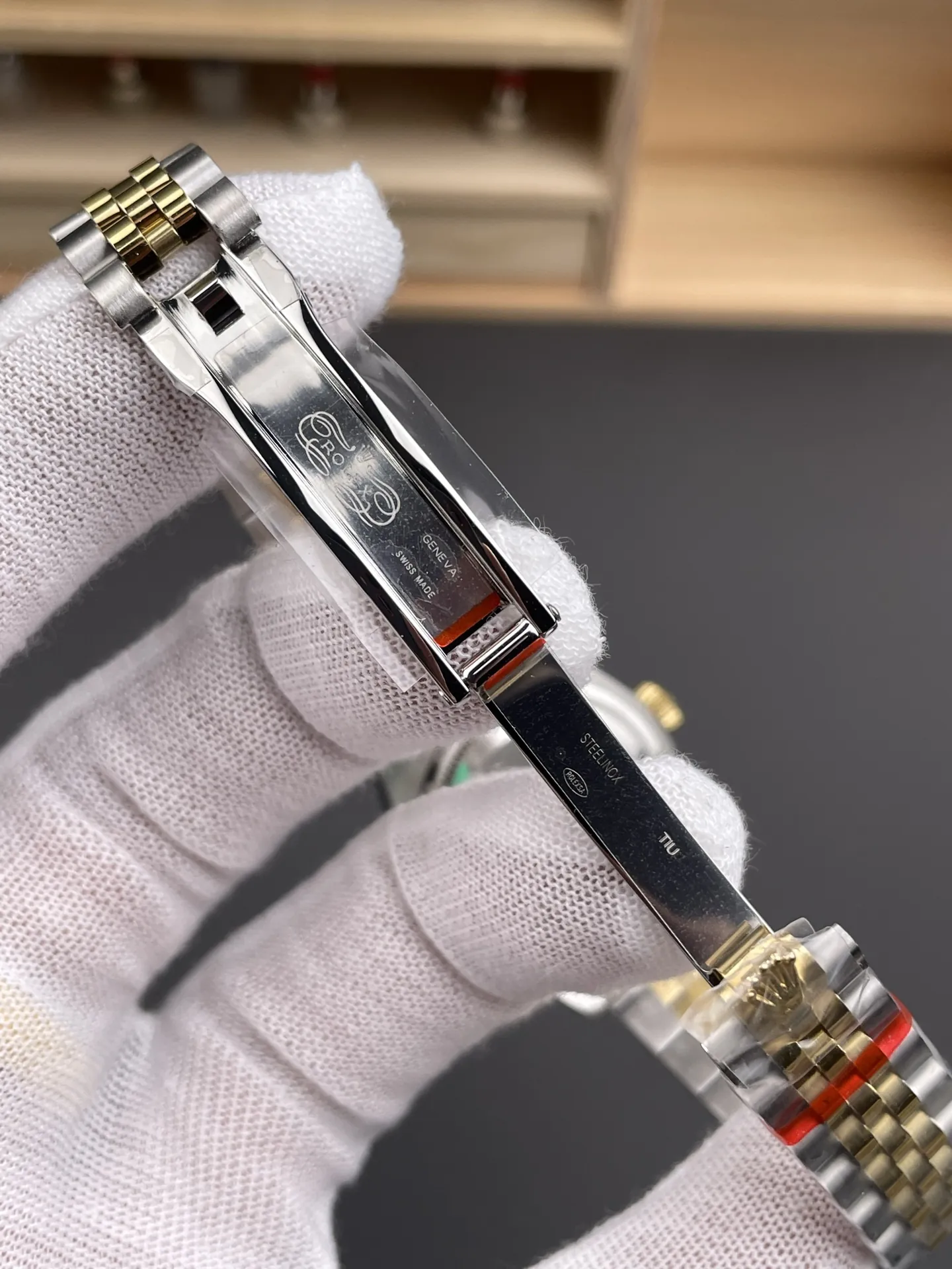 Rolex Datejust Two-Tone Ladies 28mm