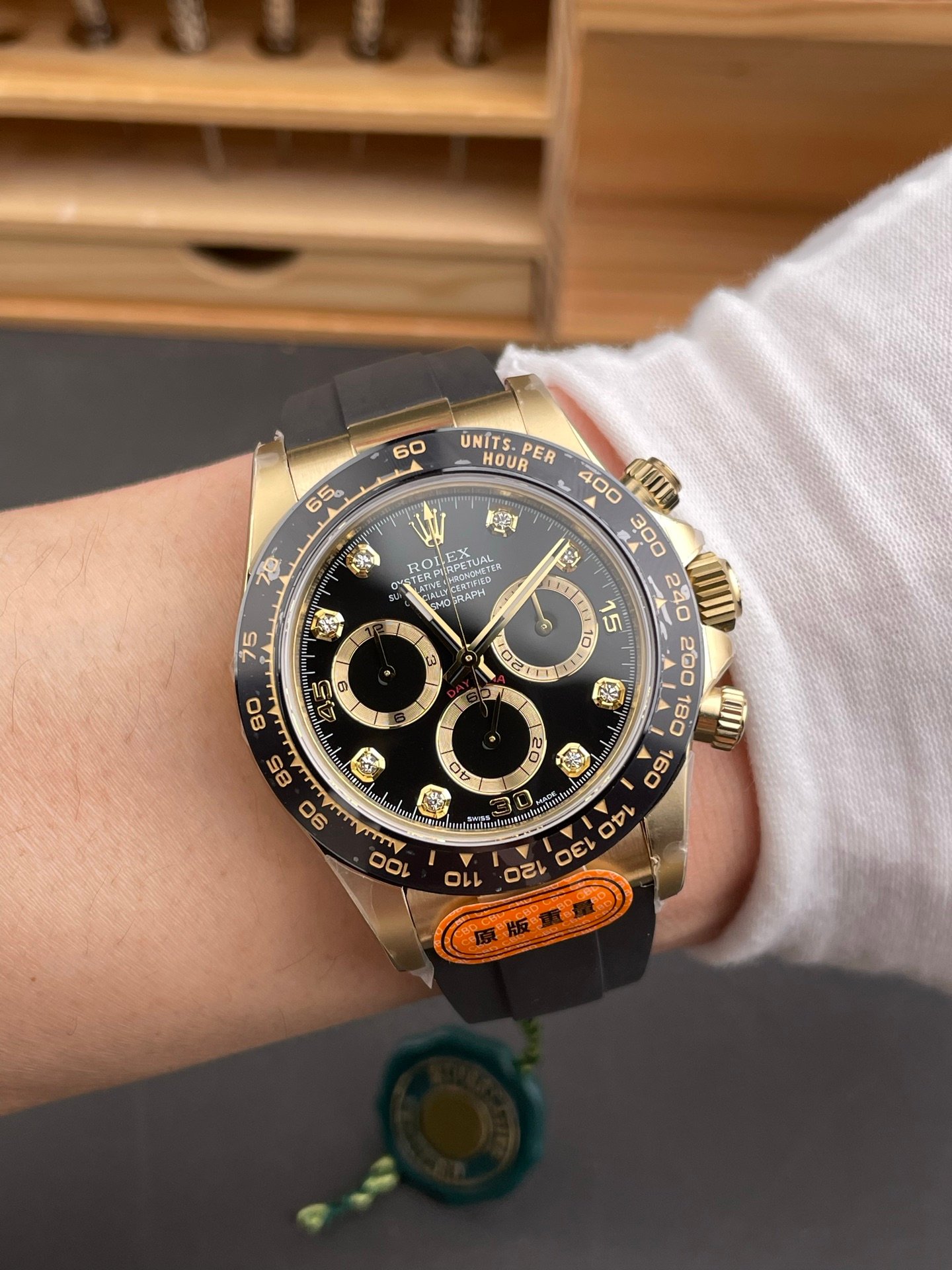 Rolex Daytona Black Diamond Gold Rubber
