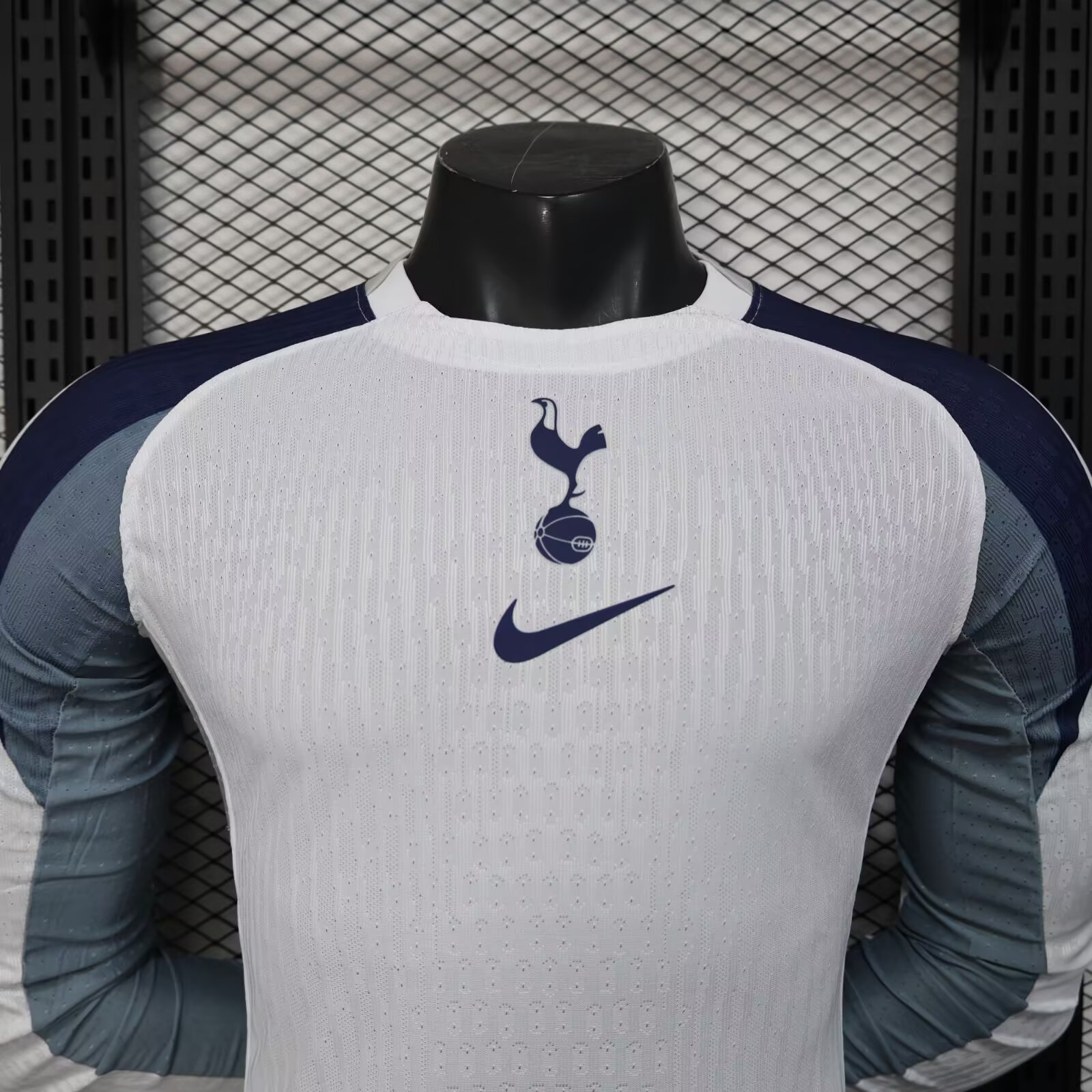 25-26 Tottenham Hotspur Home Shirt - Player Edition