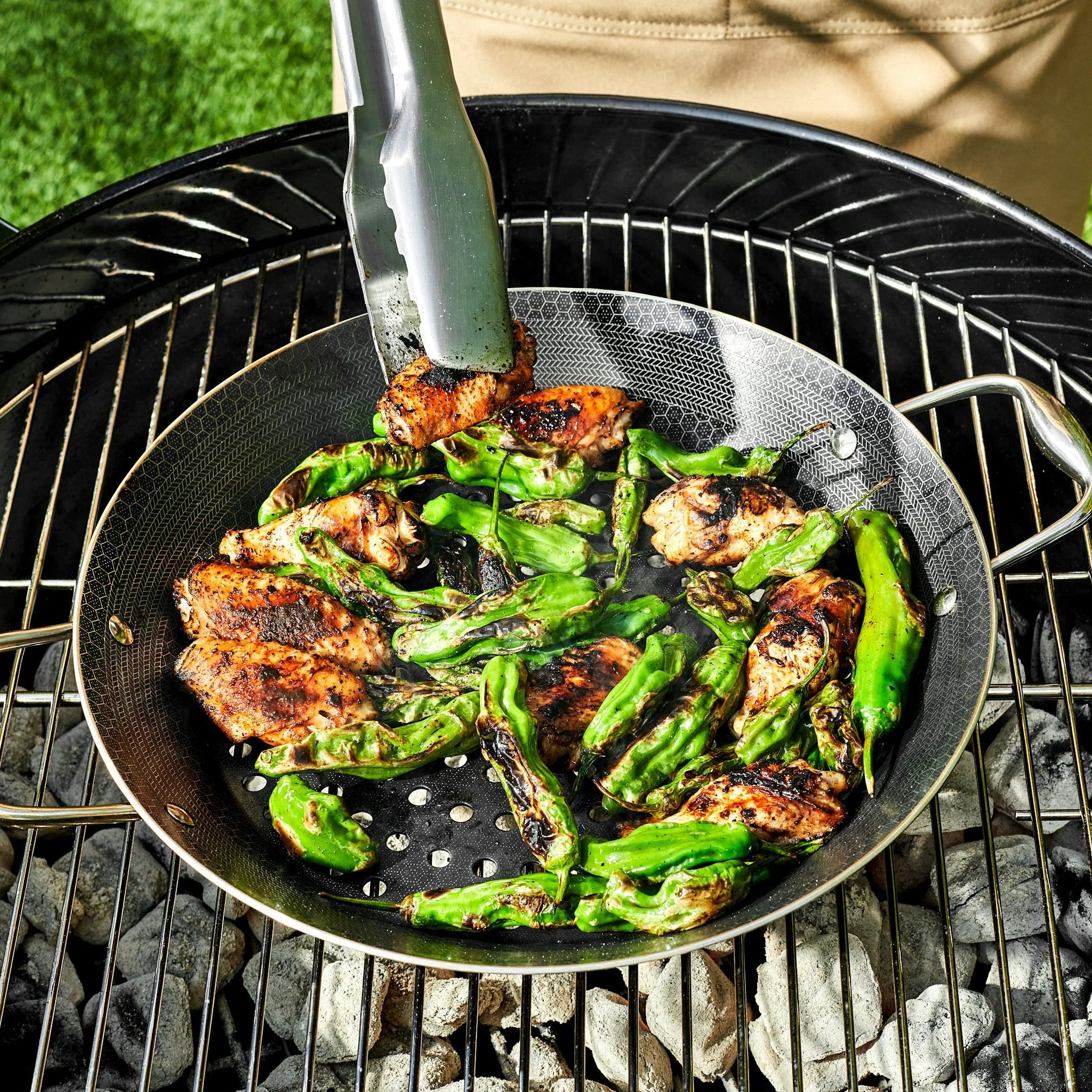 Hybrid BBQ Grill Pan, 12