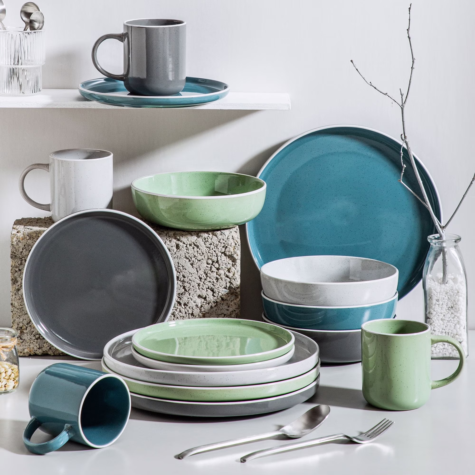 Vancasso, 32-Piece Stoneware Dinnerware Sets, Light Grey Dinner Set, Service for 8