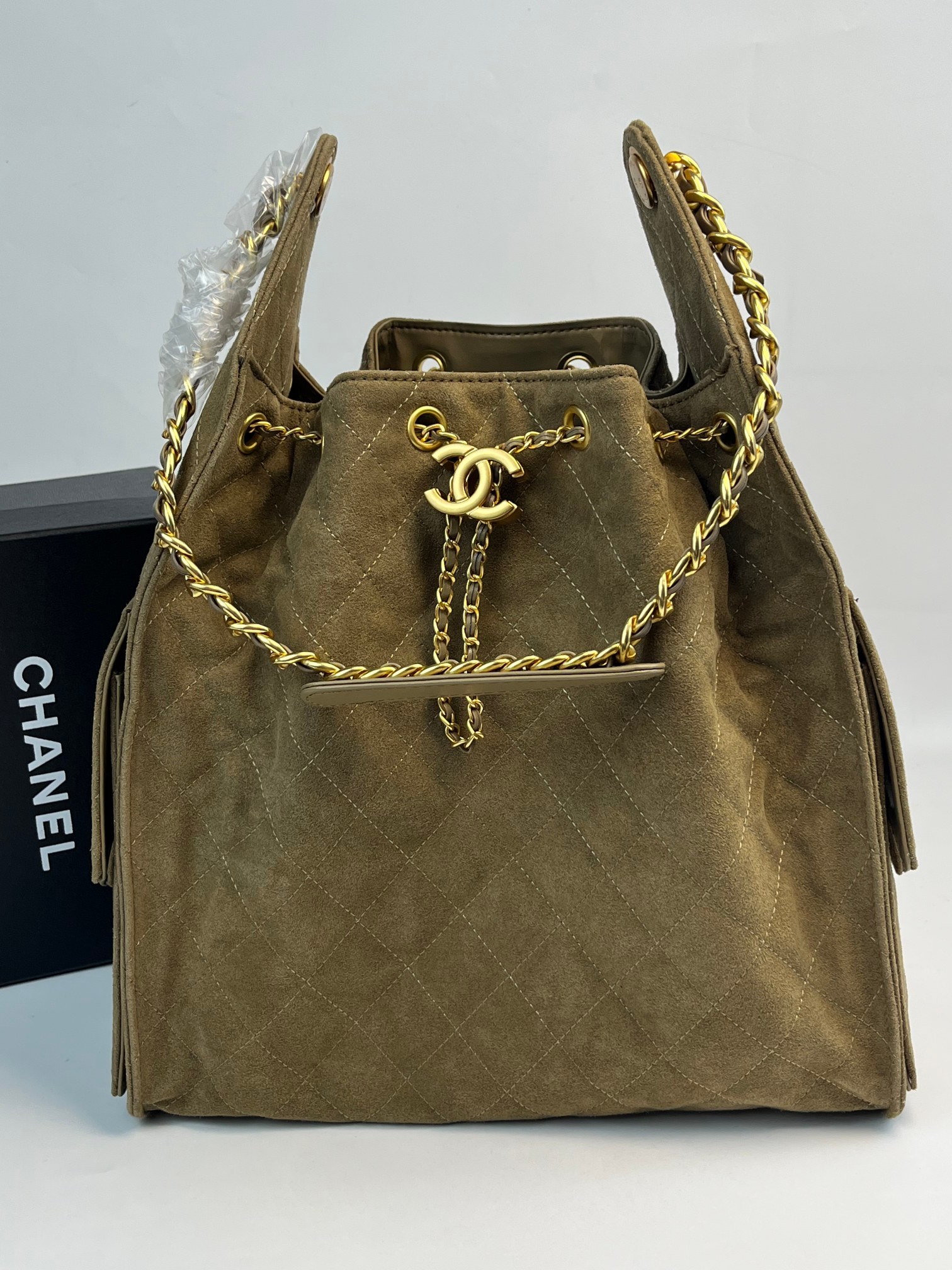 Vintage gold coin button drawstring bucket bag