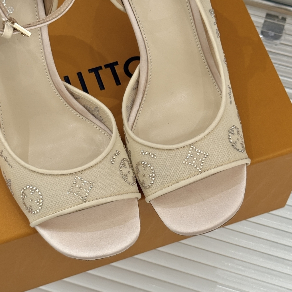 Louis Vuitton Gala Sandal Nude 1AJPR5