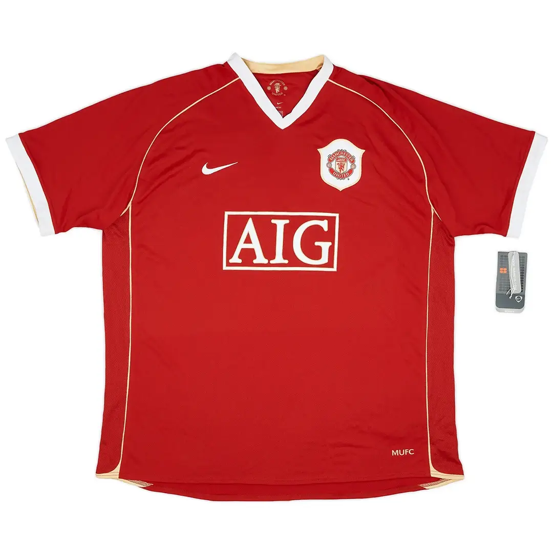 Carrick #16 Manchester United 2006/07 Home Retro Soccer Jersey