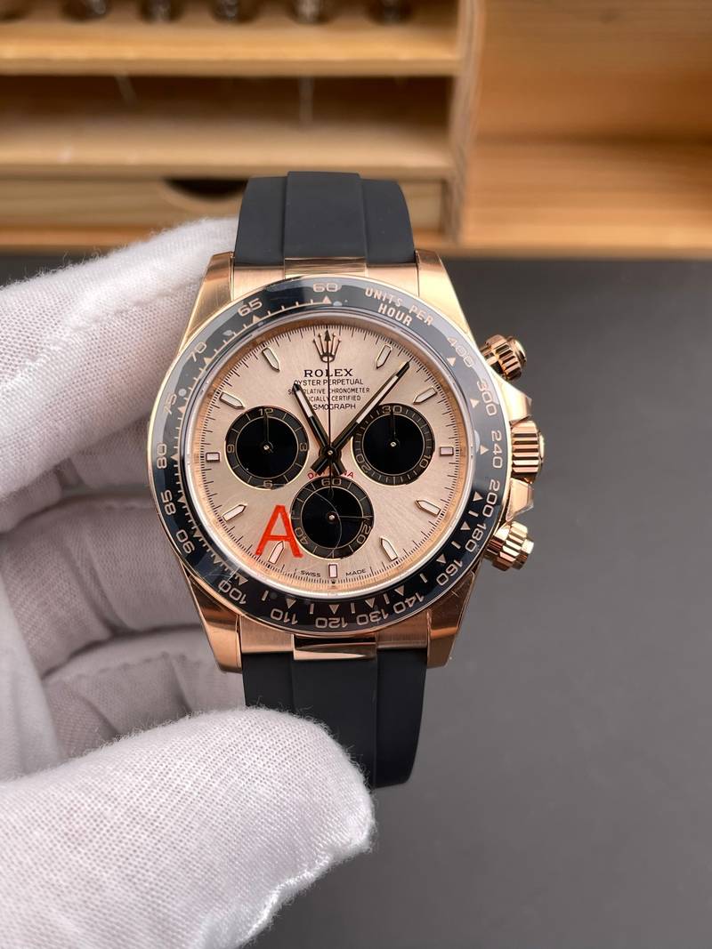 Rolex Daytona Rose Gold Rubber Victoria Beckham