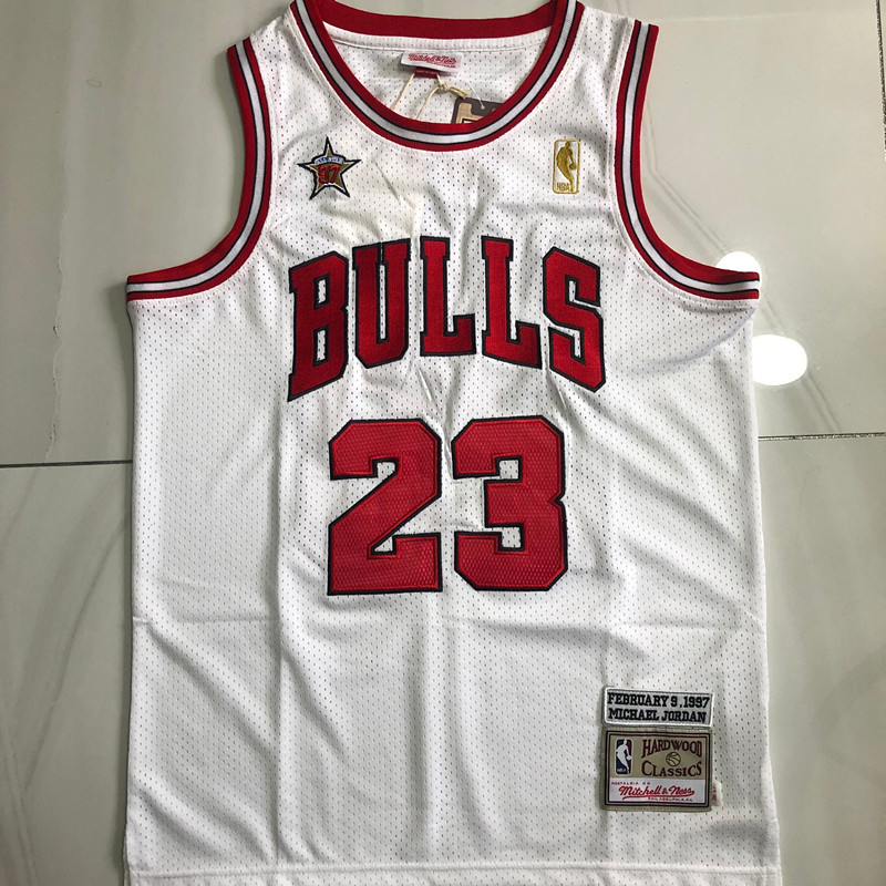 Michael Jordan Chicago Bulls 23 White MN