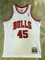 Michael Jordan Chicago Bulls 23 White MN