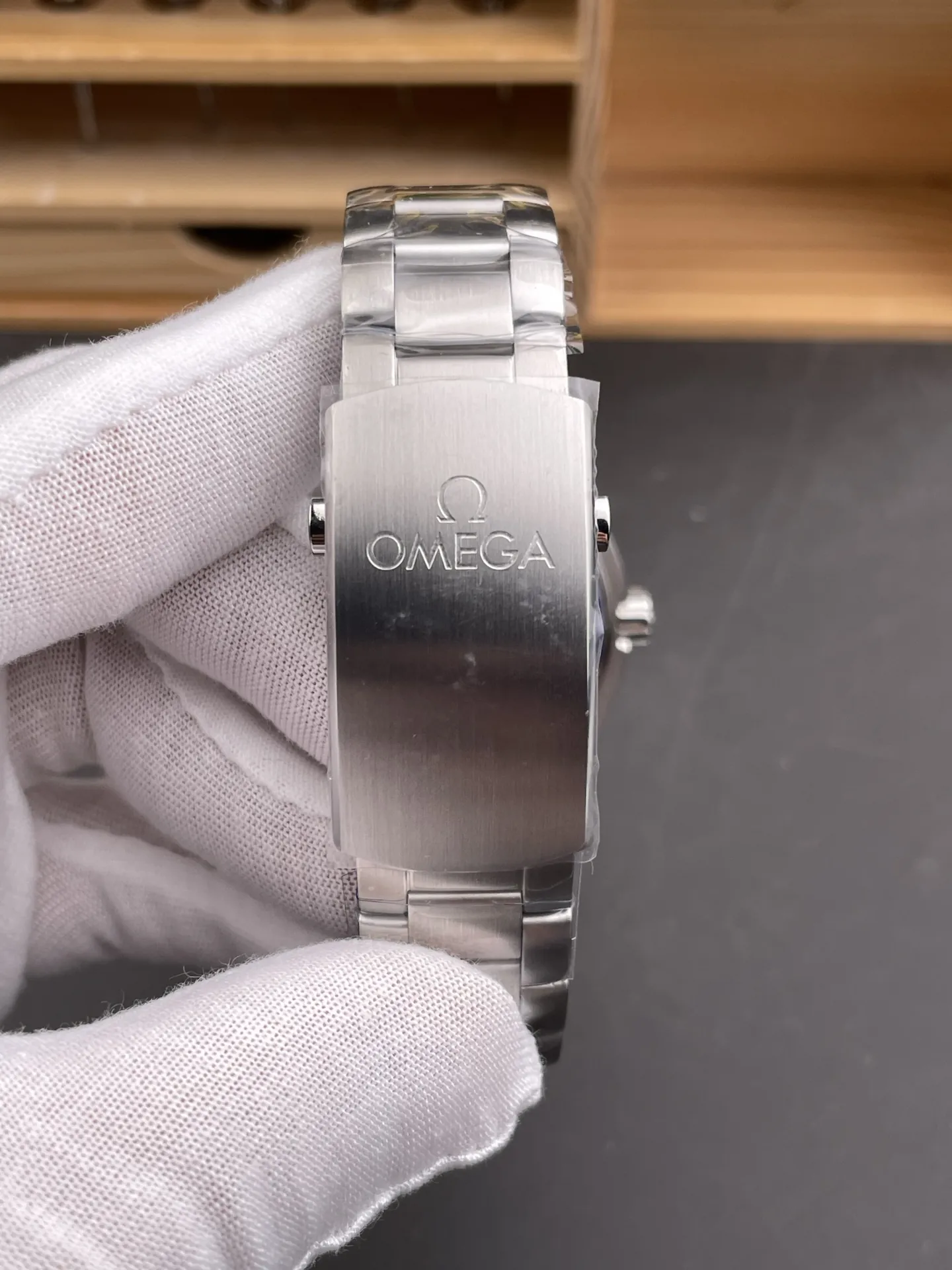 Omega Seamaster 600 White Dial 39.5mm