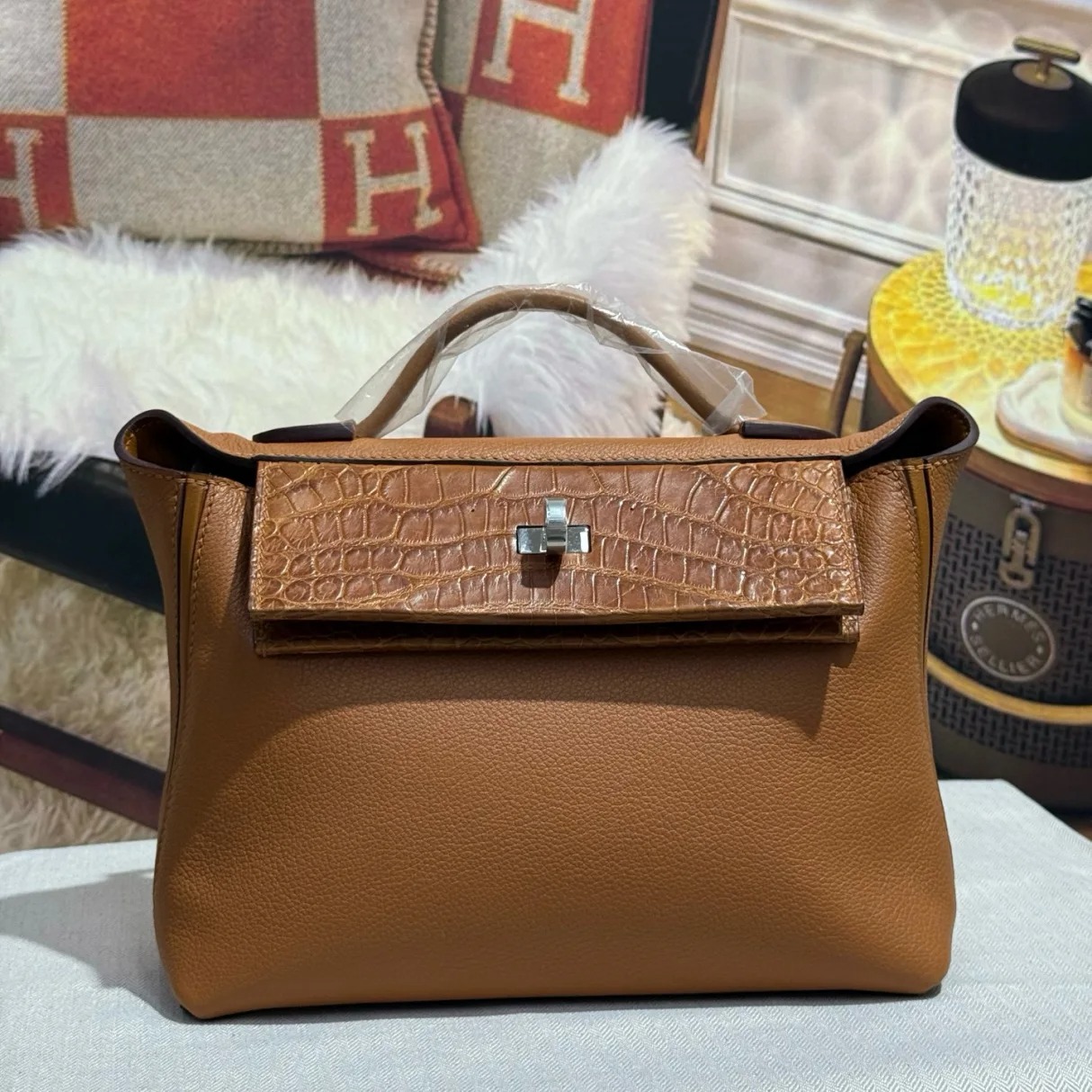 Crocodile leather patchworkcowhide 2424