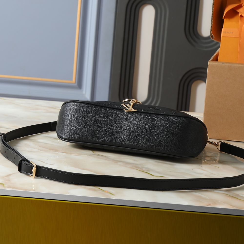 Louis Vuitton Skyline PM Black 11 Inches M28511