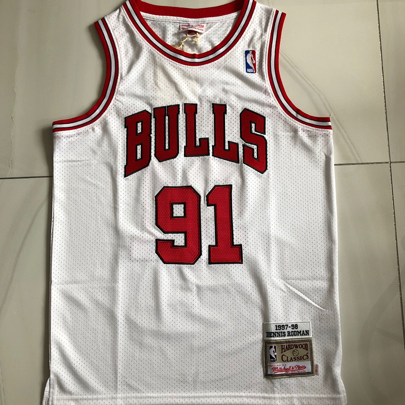 Bulls 91#AU dense embroidery 97-98 white