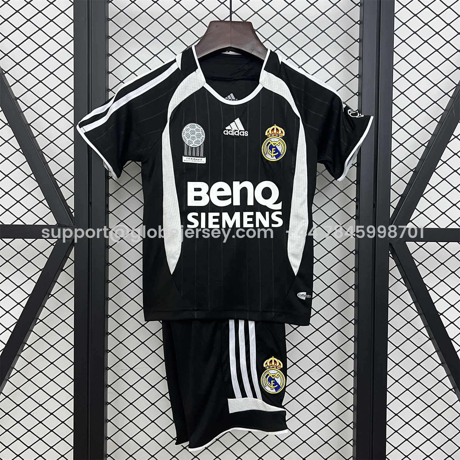 Retro Real Madrid 2006-07 Away Kids Kit