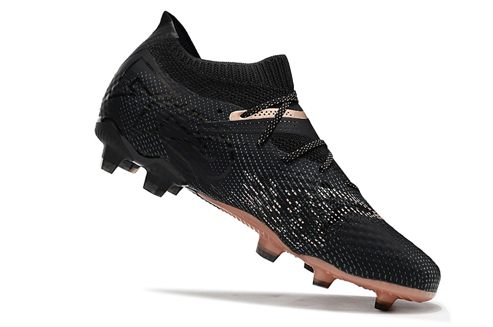 Future 24 models of elite all-knit series FG football shoes