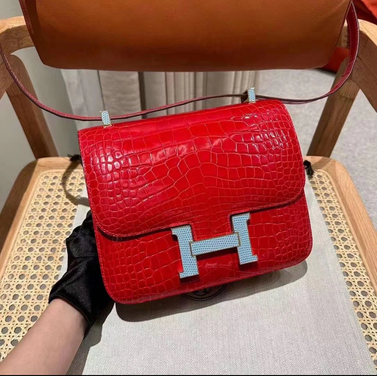 Hermès Constance 19 gold buckle Ferrari red American alligator leather pure handmade custom