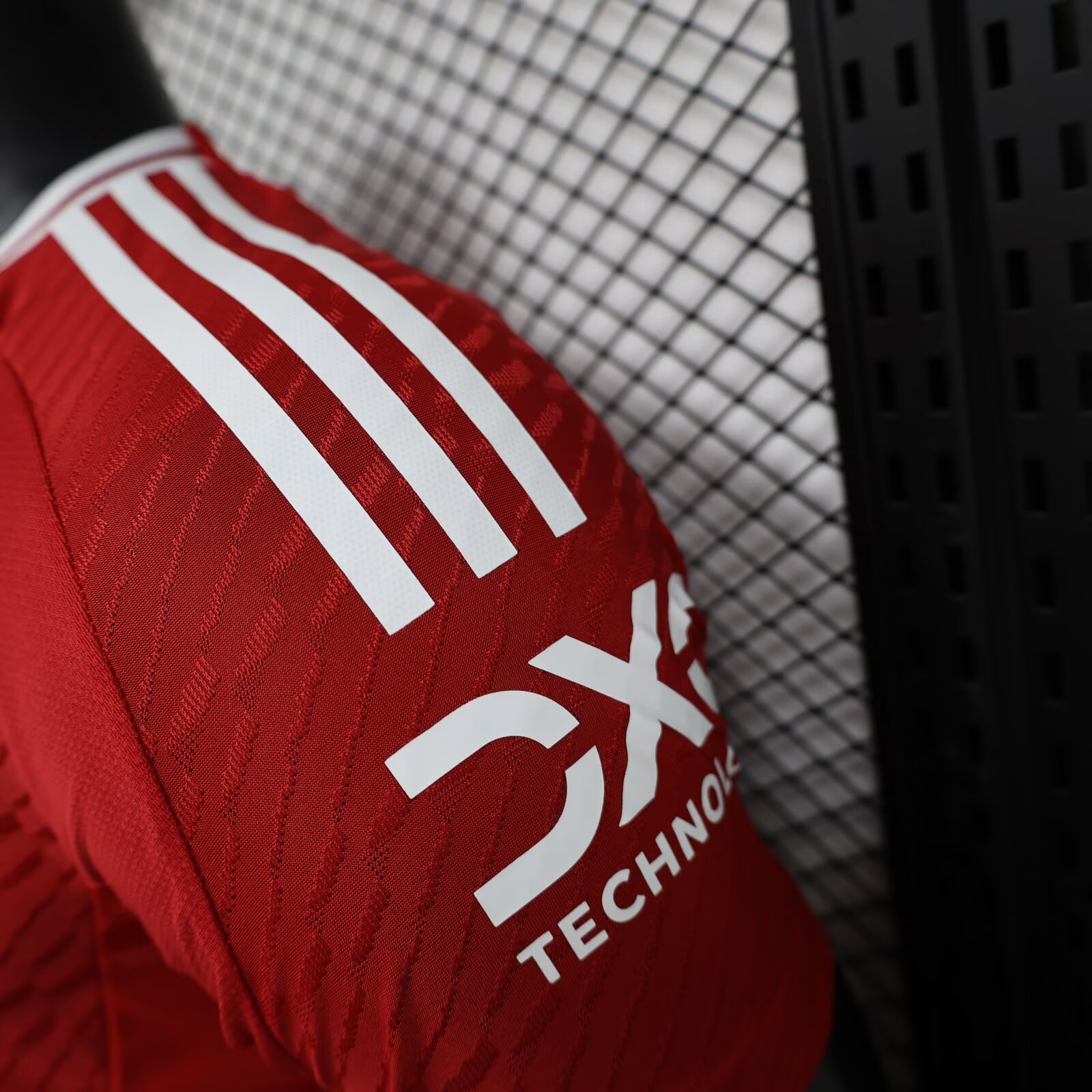 2024/25 Manchester United Home Shirt - Player Edition