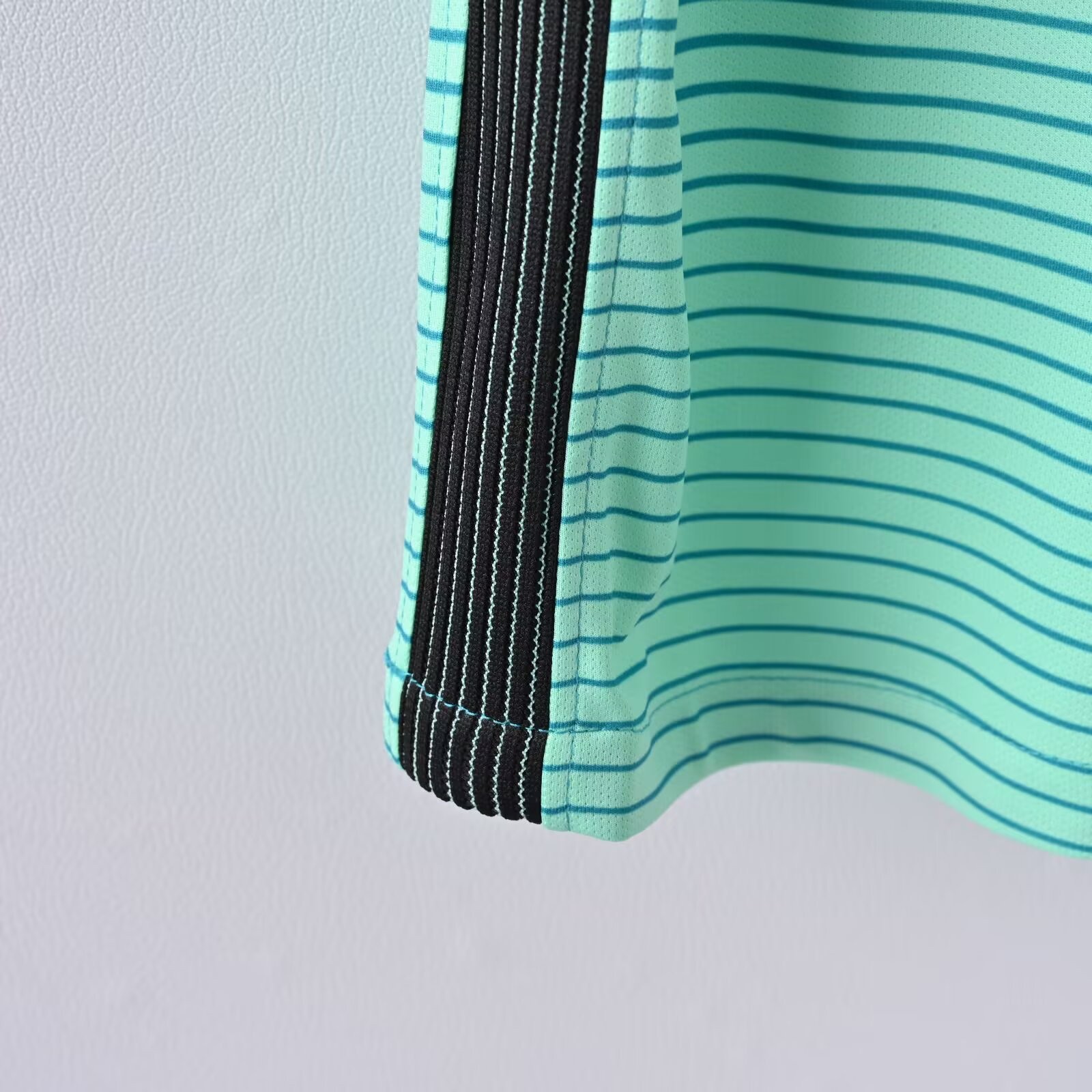 2016/2017 Retro Barcelona Away Football Shirt 1:1 Thai Quality