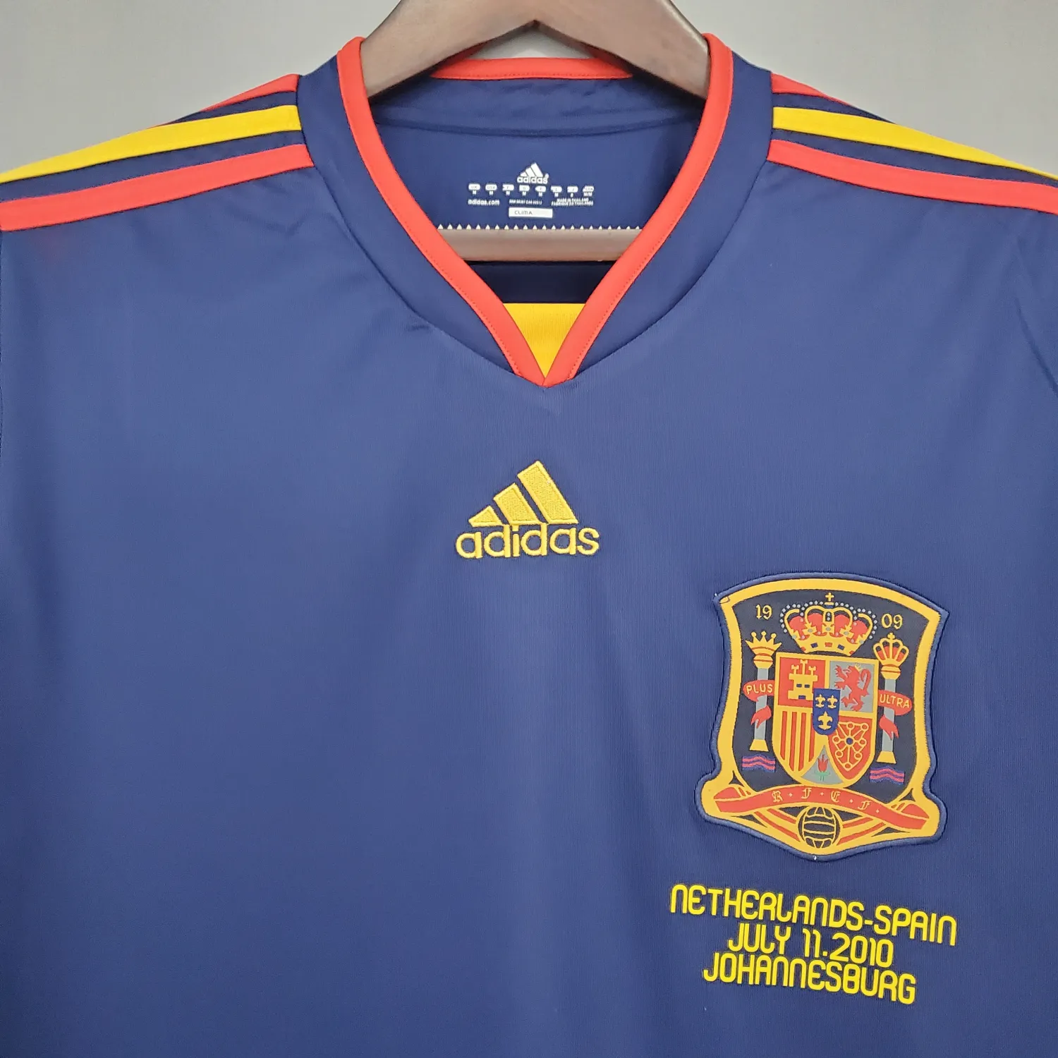 2010 Spain Away Long Sleeve Retro Jersey - Fans Edition