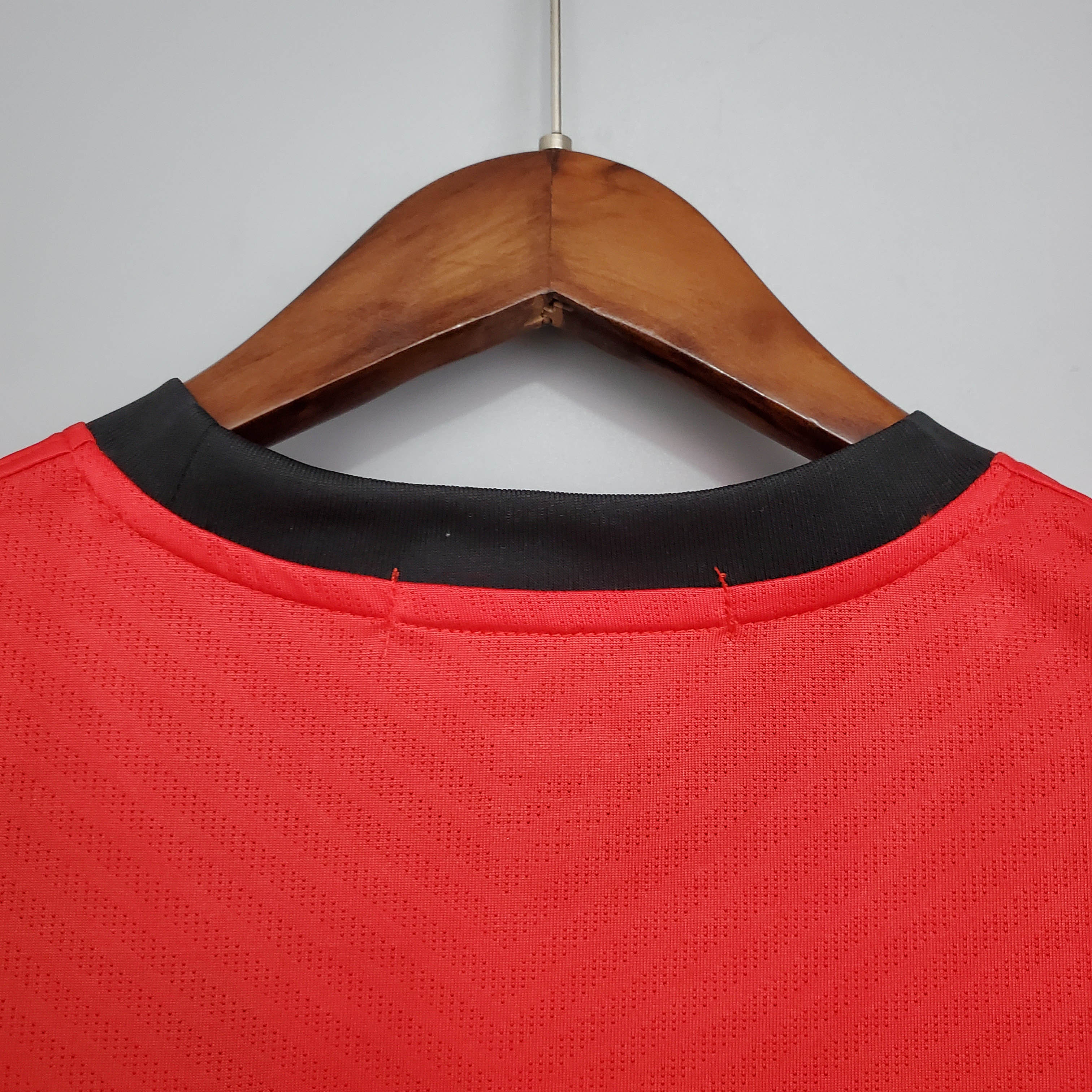 2009/2010 Retro Manchester United Home Football Shirt 1:1 Thai Quality - Fans Edition