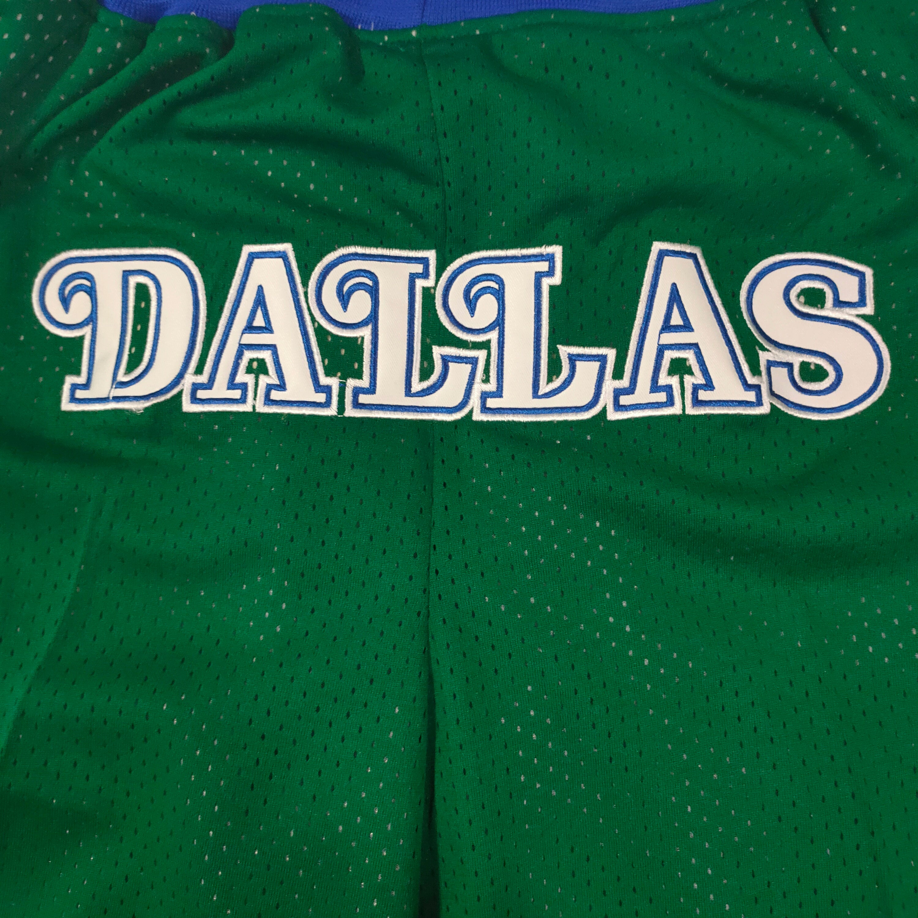 Dallas Mavericks Green Juston Retro Shorts