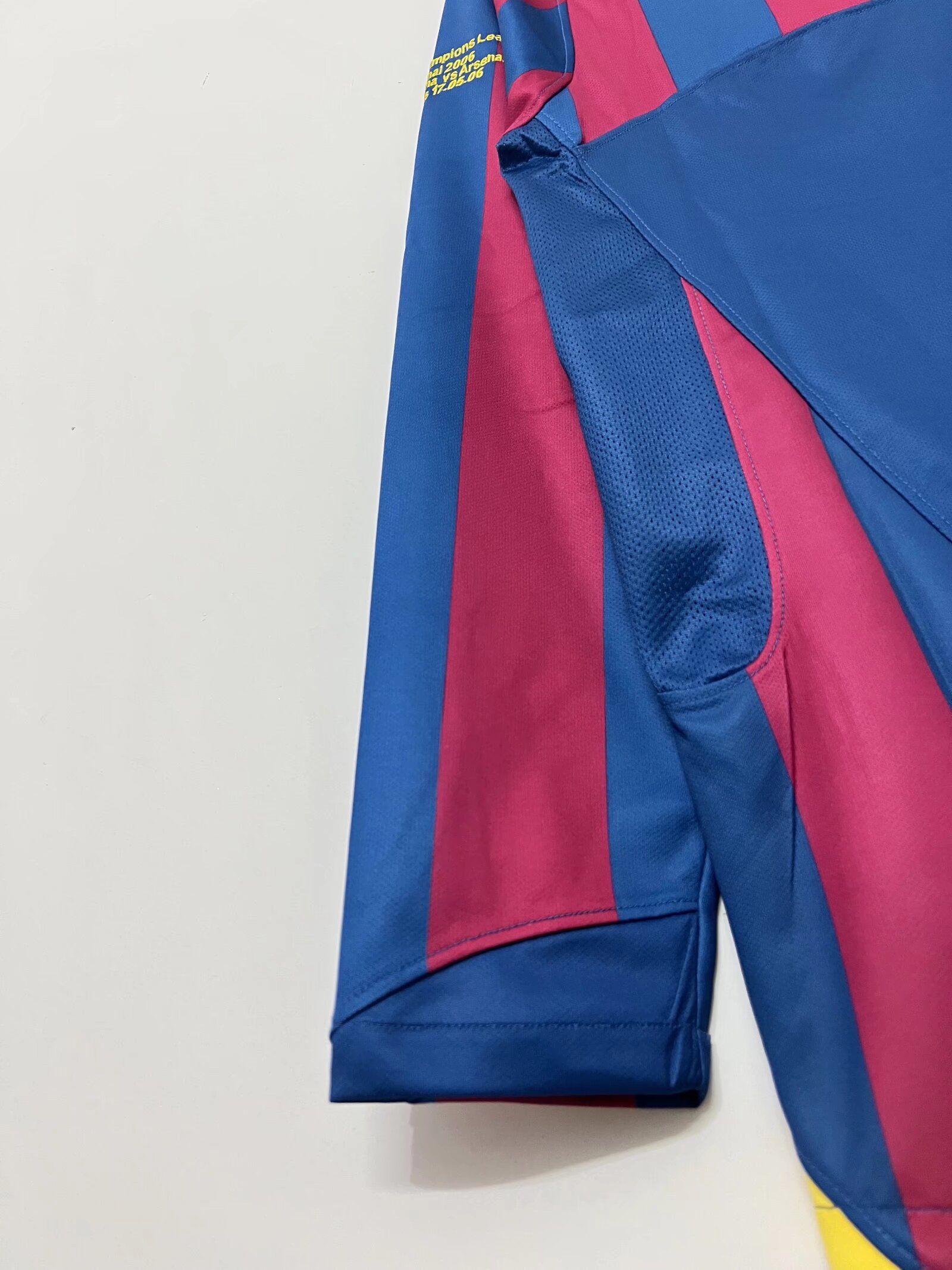 2005/2006 Barcelona Home Long Sleeve Champions League Edition