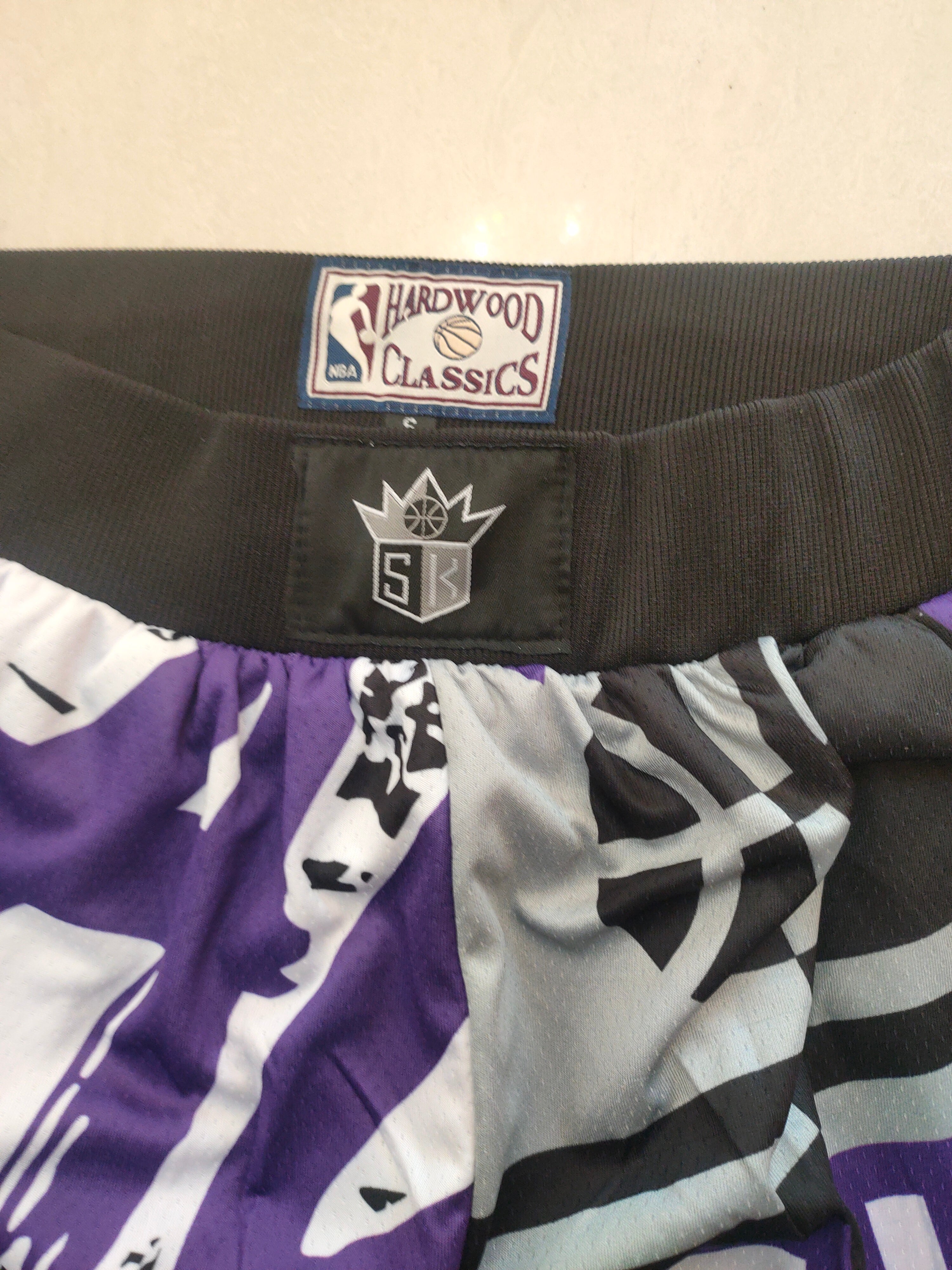 Sacramento Kings MitchellNessMN large team logo sweatpants