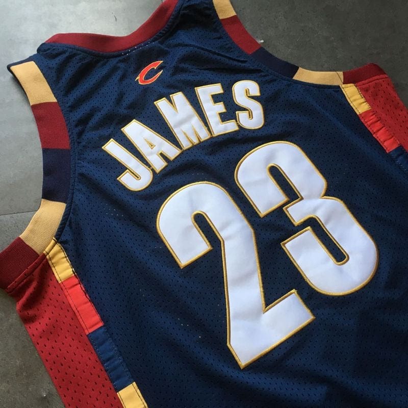 LeBron James Cleveland Cavaliers throwback Jersey