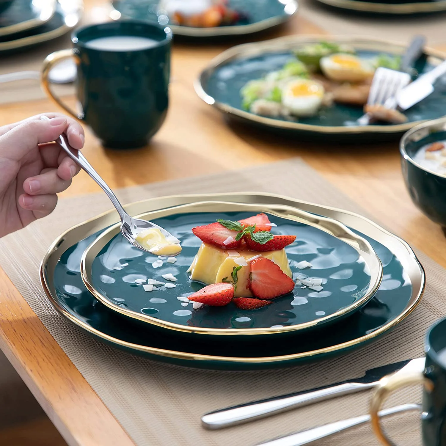 LOVECASA Dinnerware Sets, Stoneware Dinner Set for 8, 32-Piece Round Dark Green and Gold, Series Sweet