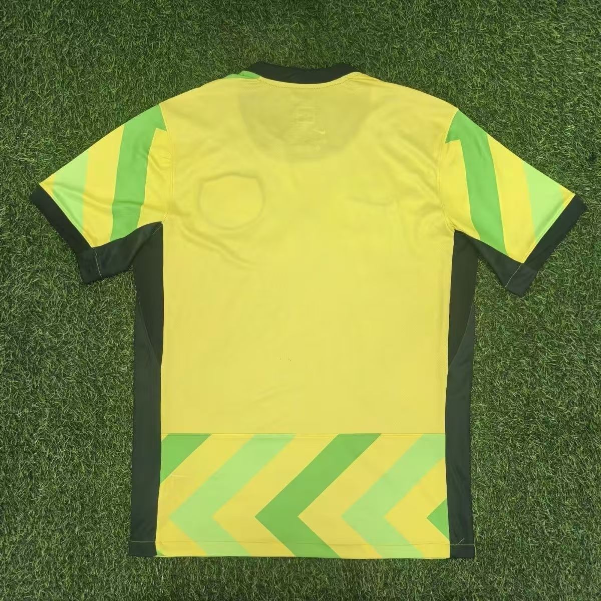 2025-26 Australia Home Jersey - Fan Edition
