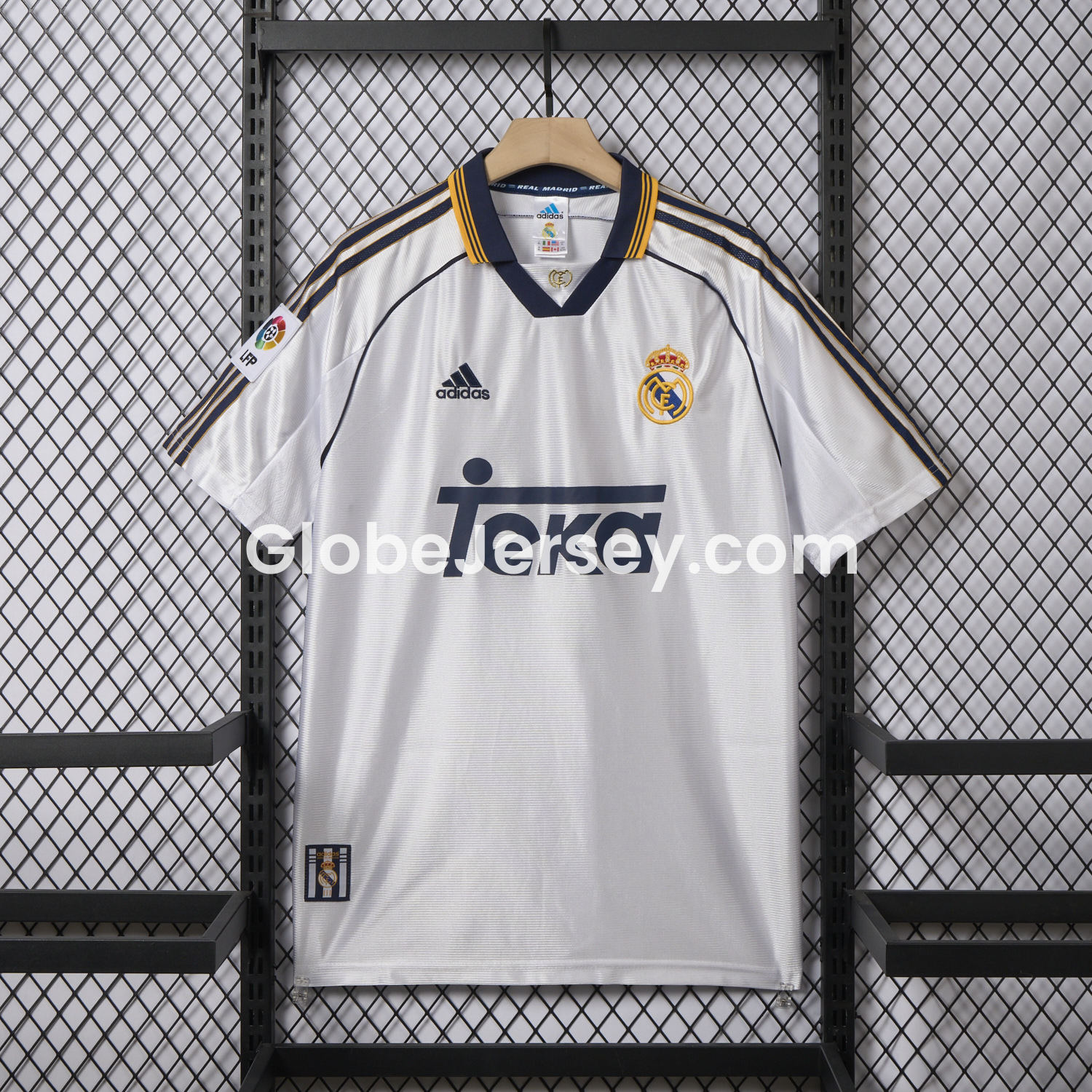Retro Real Madrid 1998-00 Home Stadium Jersey