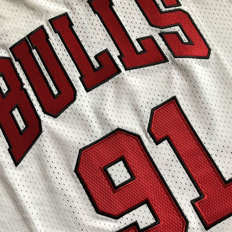 Bulls 91#AU dense embroidery 97-98 white