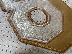 LeBron Bryant Los Angeles Lakers Golden 8 MN