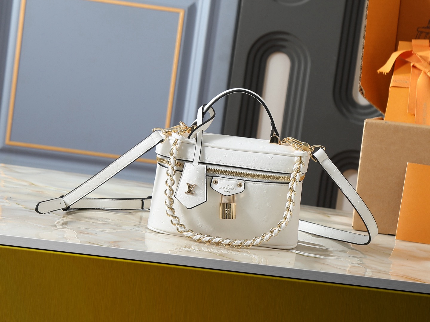 LV Vanity Chain Pouch