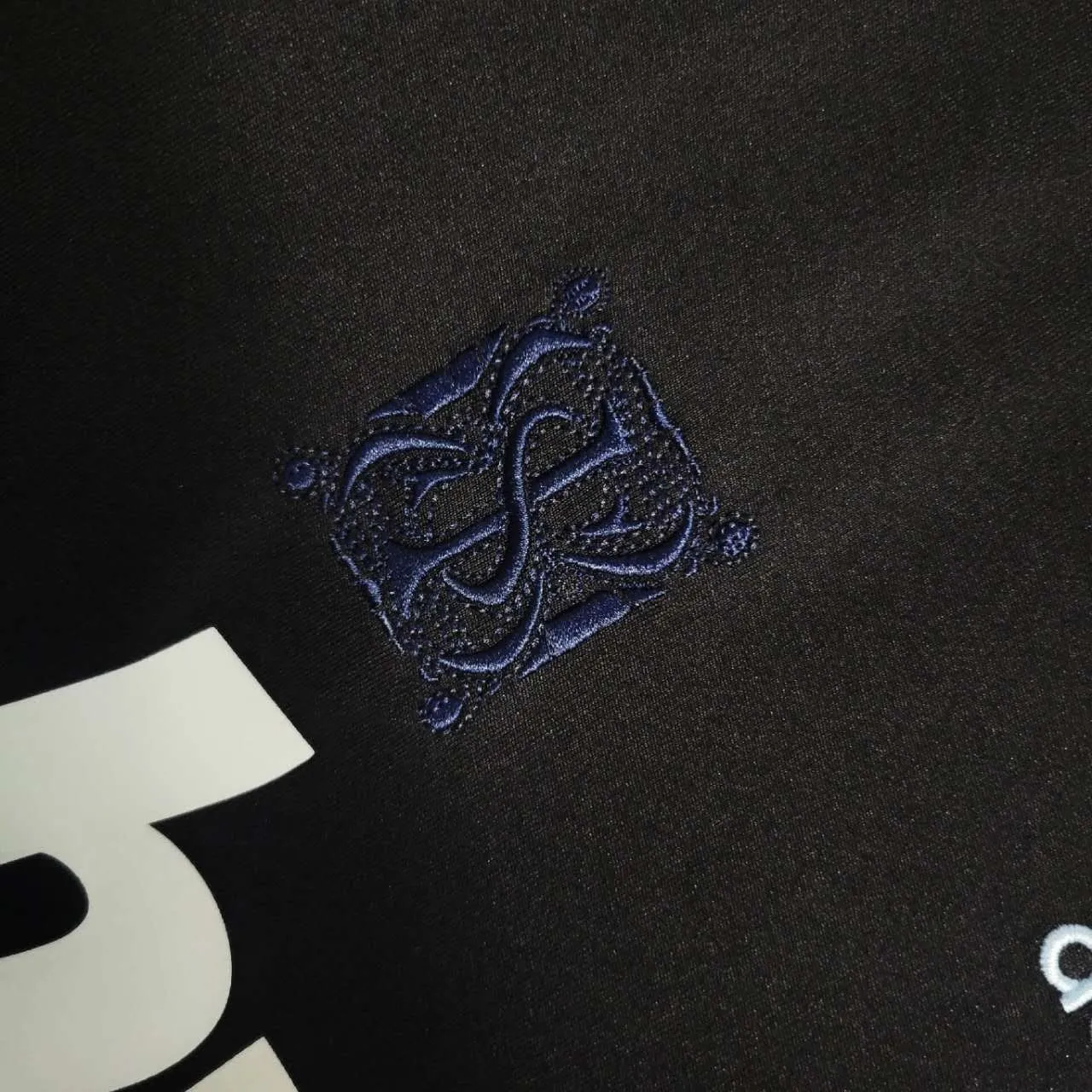 2009/2010 Real Madrid away retro jersey