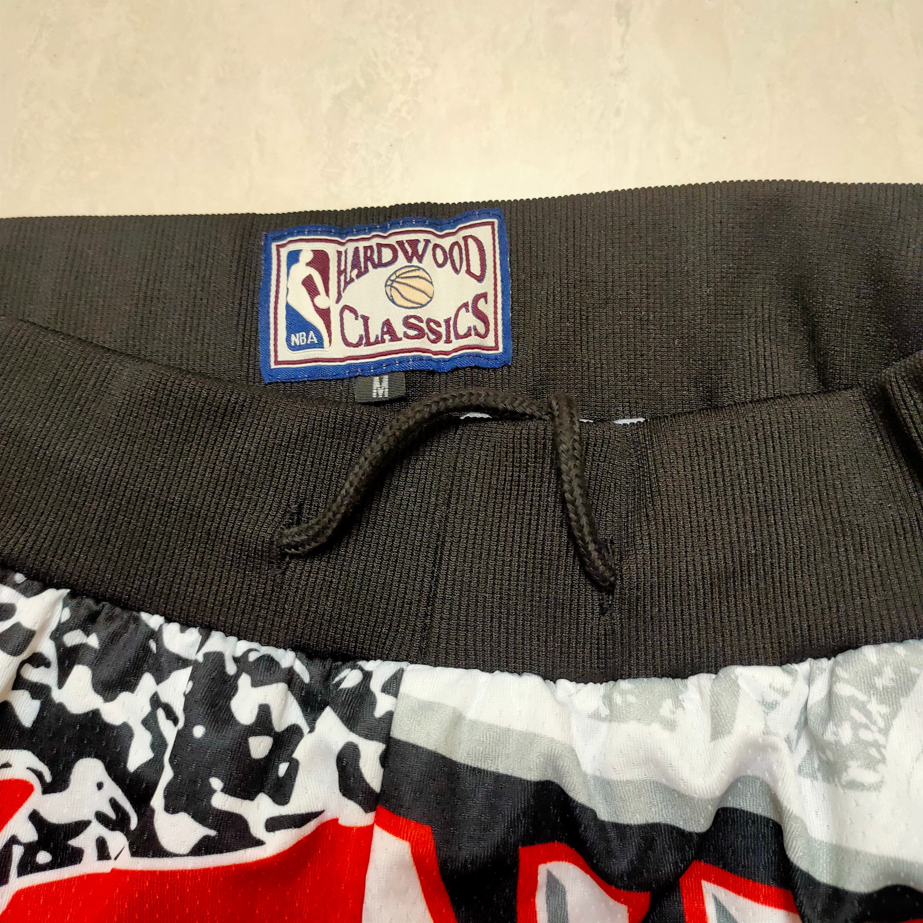 Brooklyn Nets MitchellNessMN Team Logo Pants