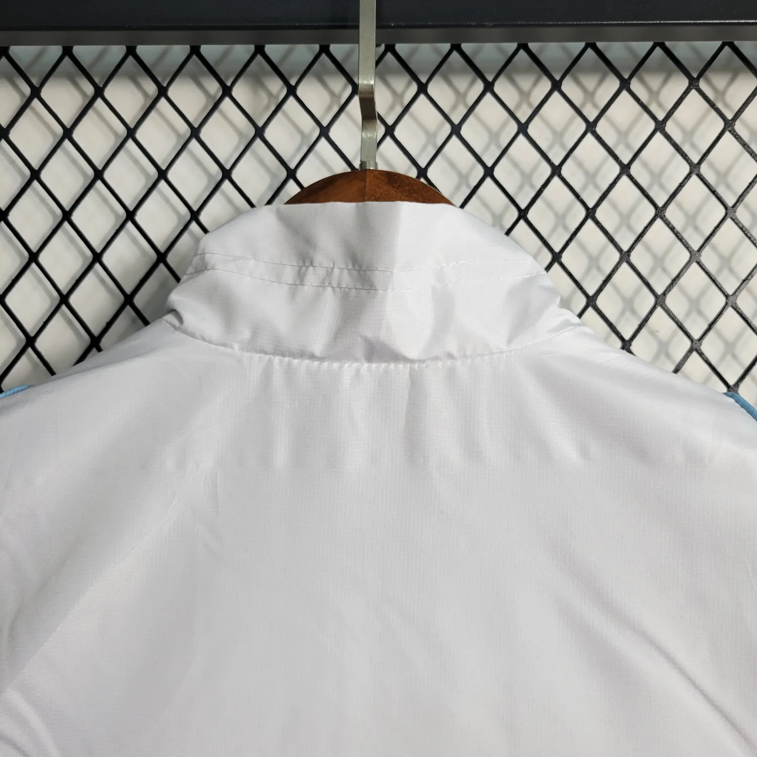 2023/24 Mexican white trench coat