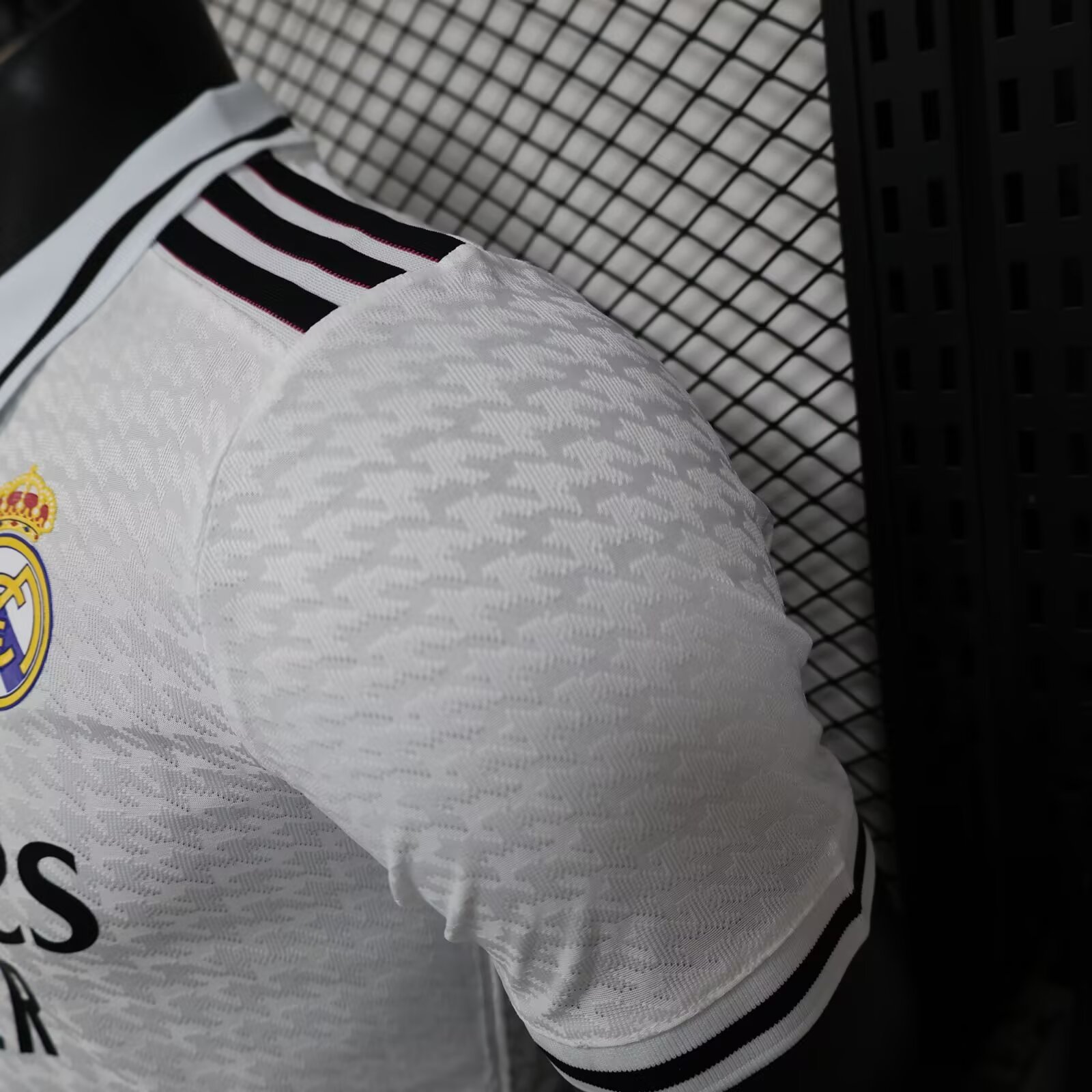 2024/2025 Player Version Real Madrid White open tube Football Shirt 1:1 Thai Quality