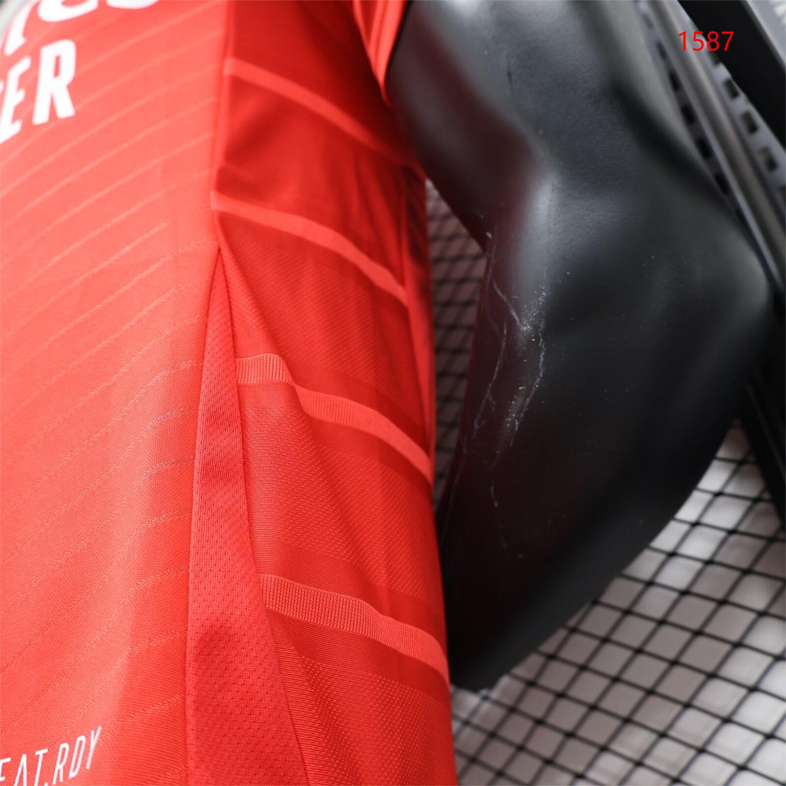 2024/25 Benfica Home Shirt - Player Edition