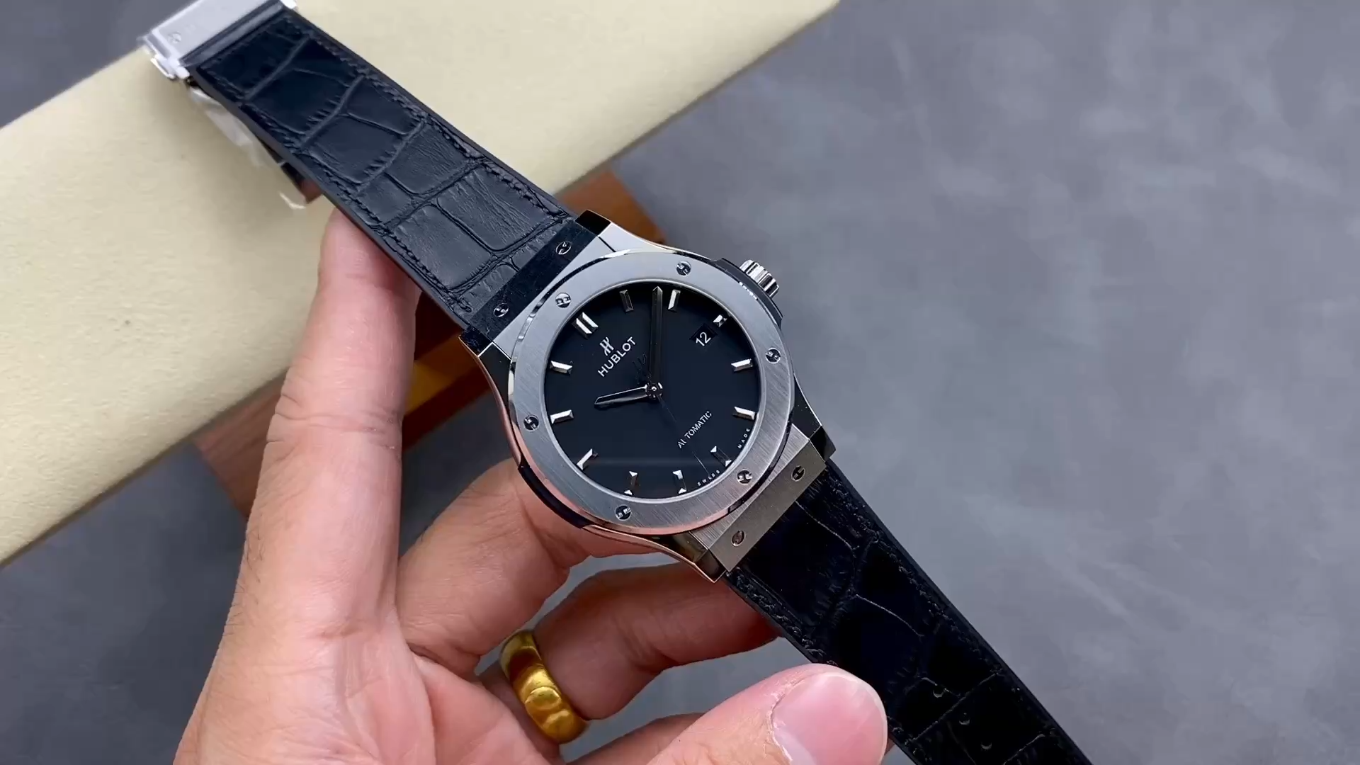 【Super Clone】542.NX.1171.LR Hublot Classic Fusion Automatic Black
