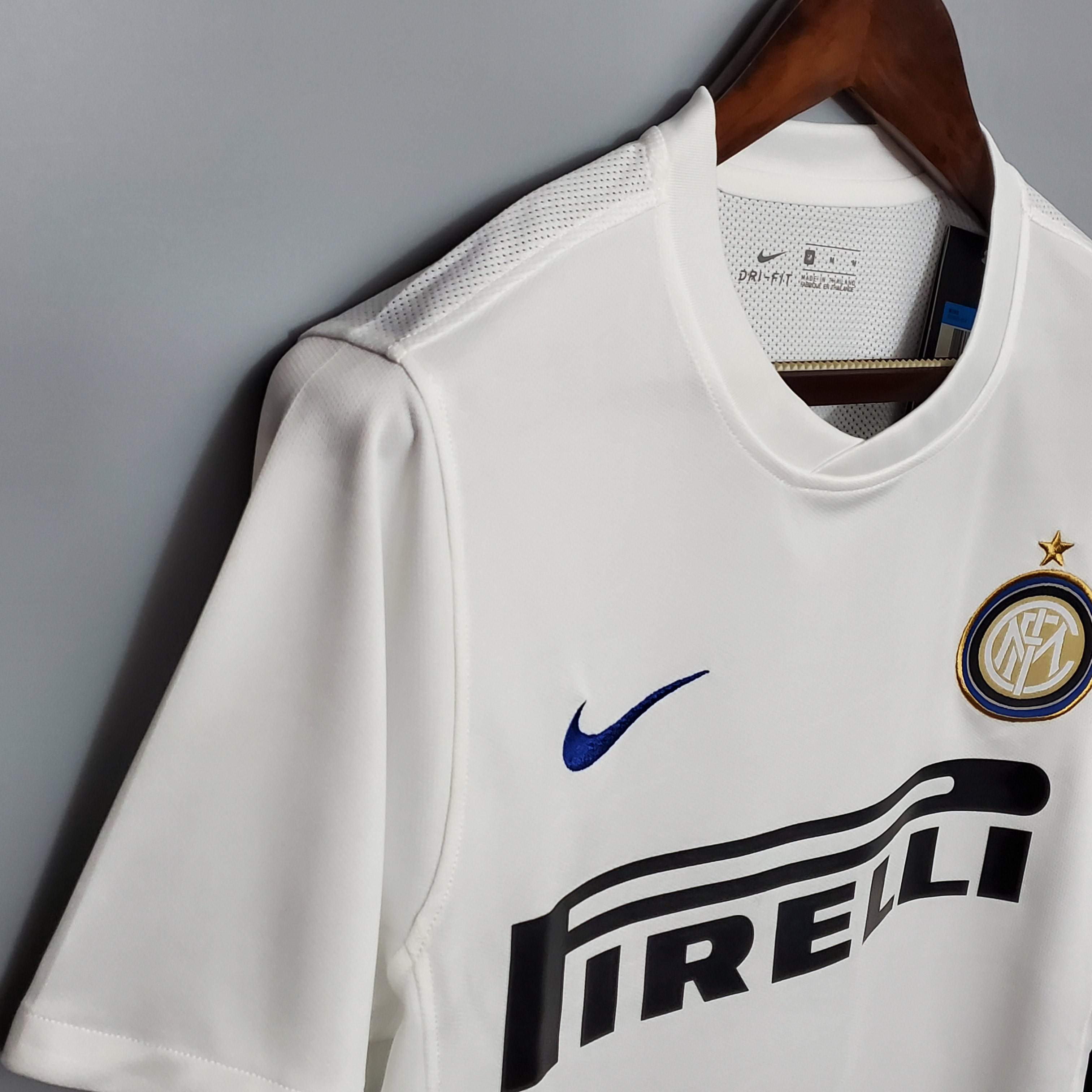 2010/11 Inter Milan Away Retro Shirt