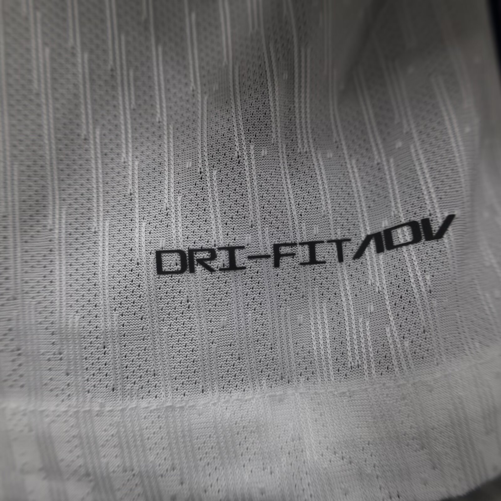 2024/25 England home players long sleeves