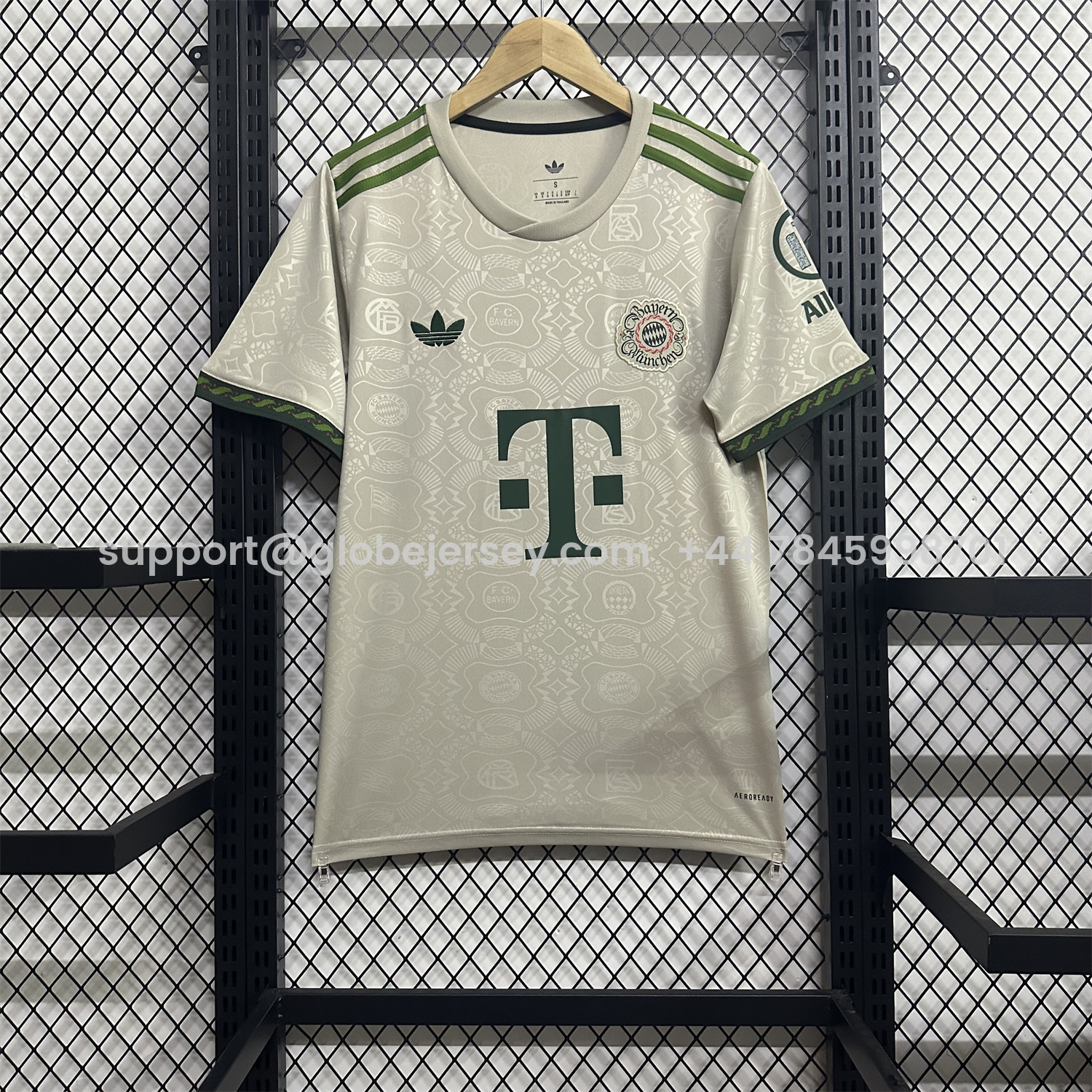 Bayern Munich 25-26 Oktoberfest Jersey - Fans Version