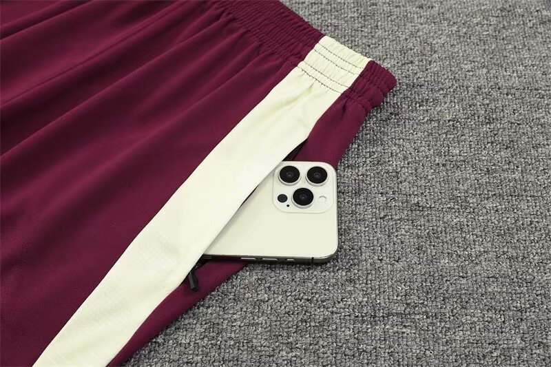 2024/25 Bayern Munich red long sleeve training jersey