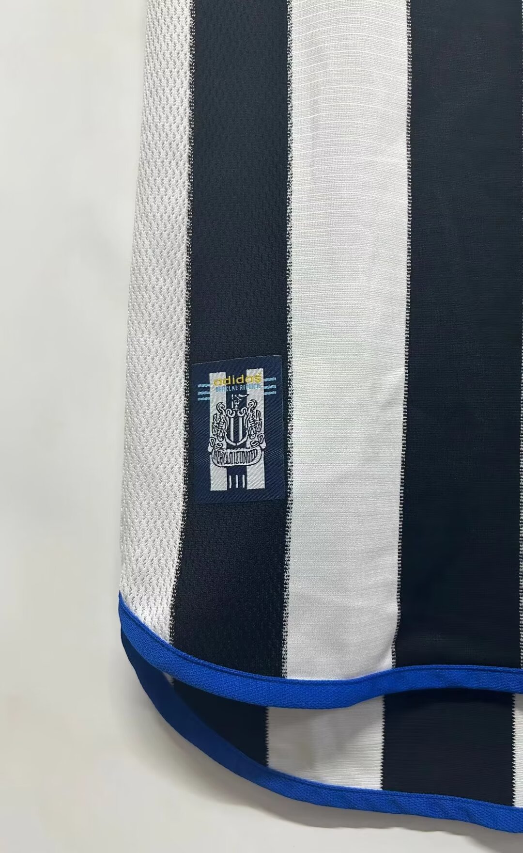2000/01 Newcastle United Home Retro Shirt
