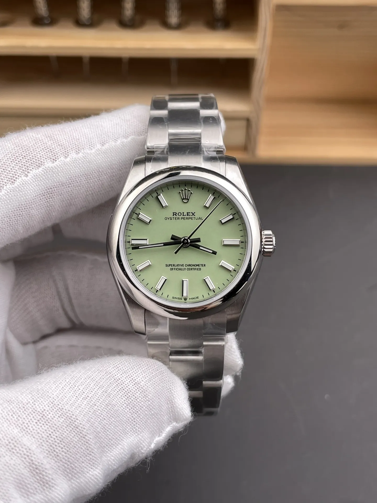 Rolex Oyster Perpetual Avocado Green Ladies 31mm