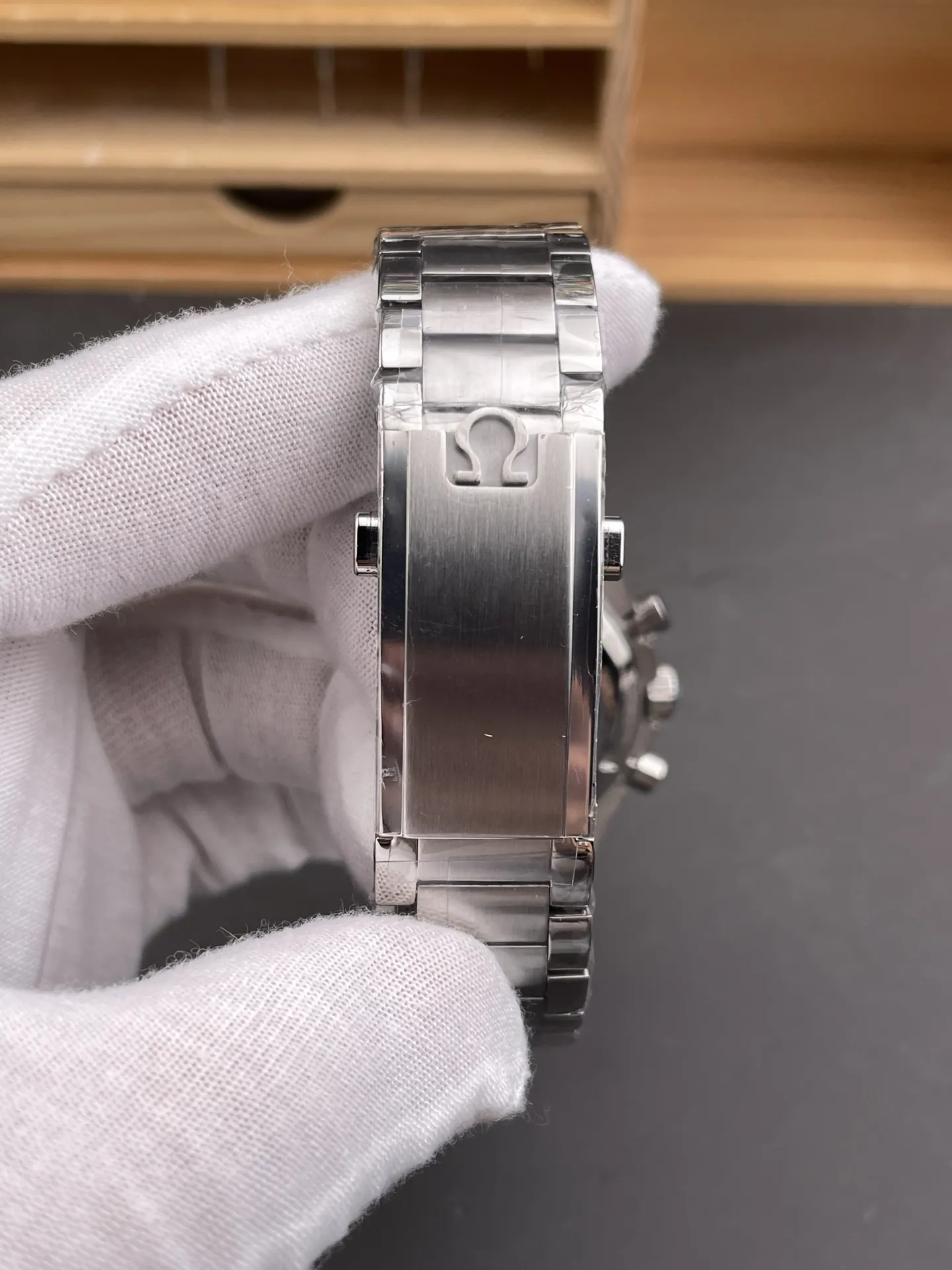 Omega Speedmaster Dual Strap 42mm