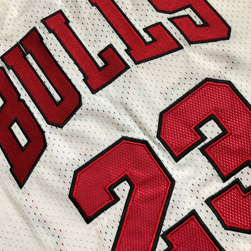 Bulls 23#AU dense embroidery white 97-98 championship