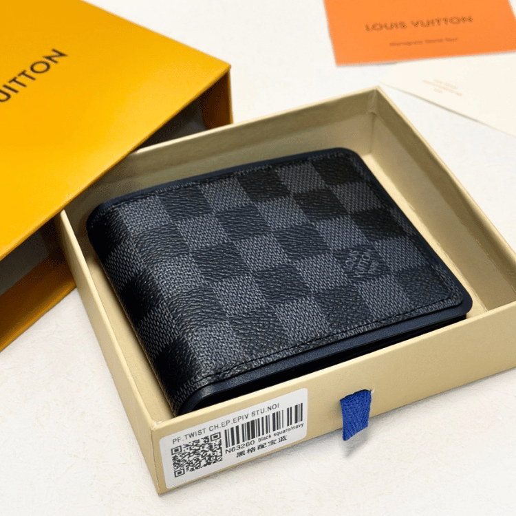 Louis Vuitton Multiple Wallet Damier Graphite 11.5 Inches N62663